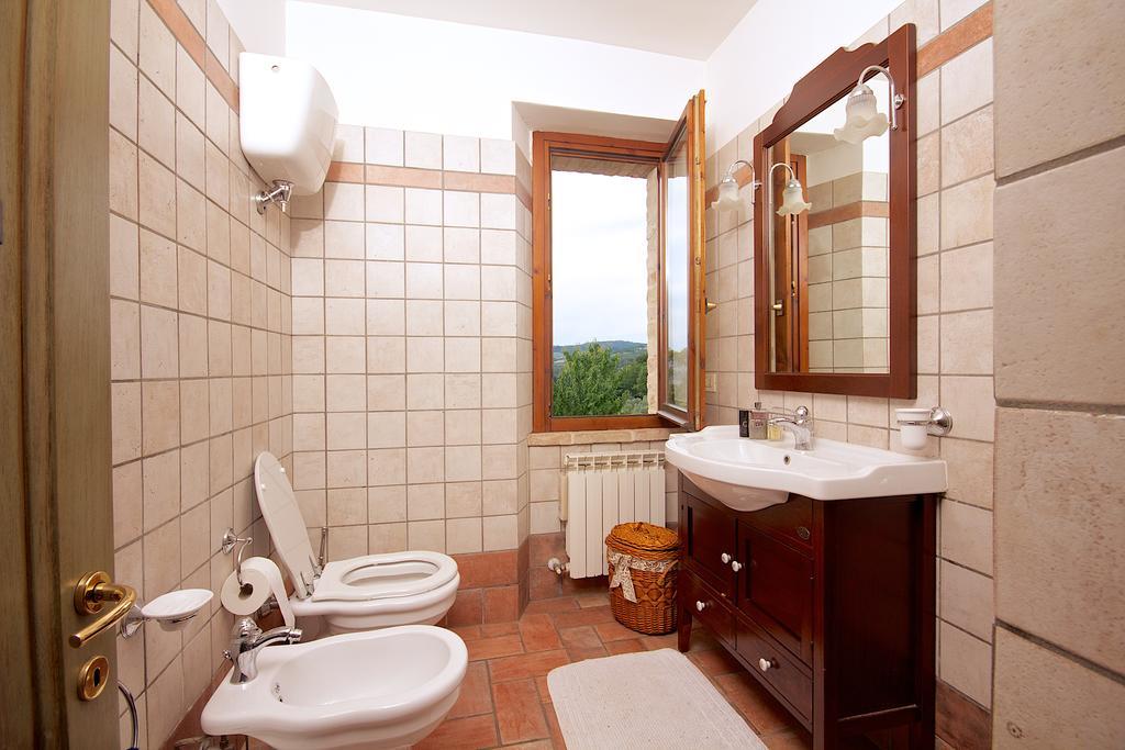 Agriturismo Le Colombe Assisi Exterior photo