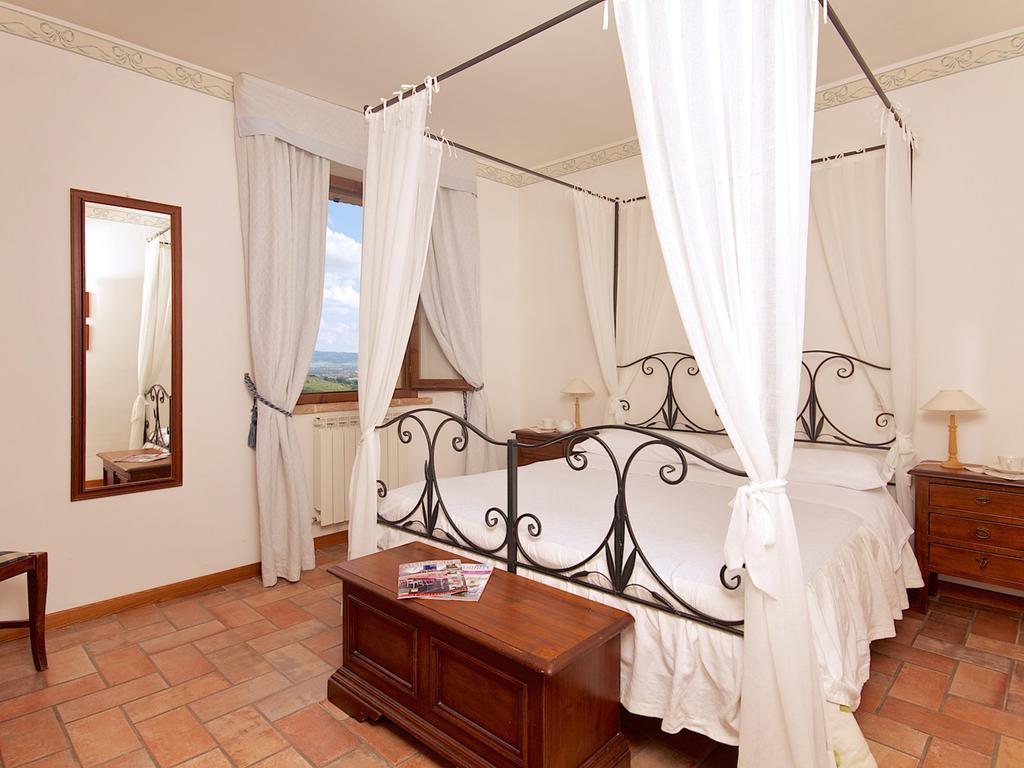 Agriturismo Le Colombe Assisi Room photo