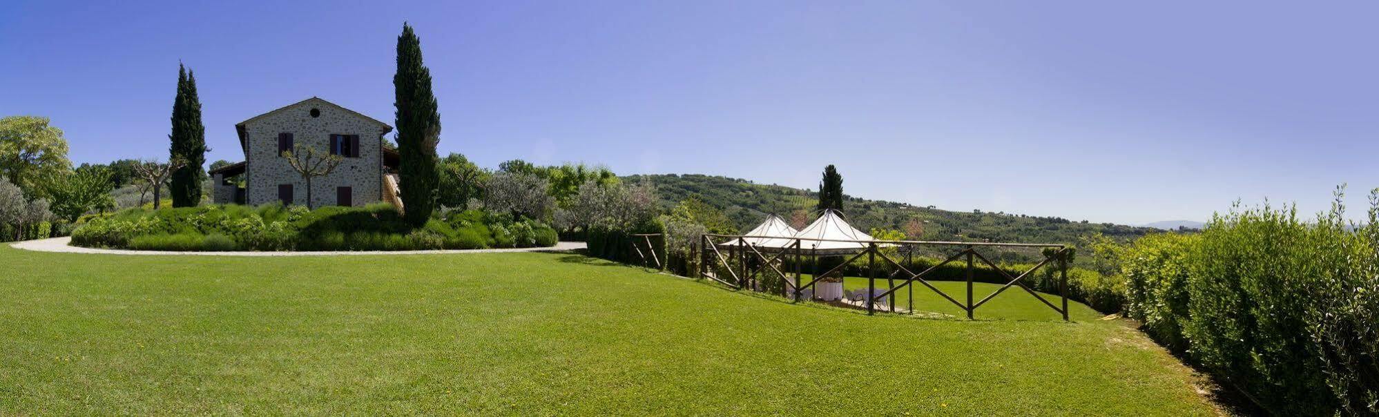 Agriturismo Le Colombe Assisi Exterior photo
